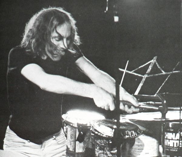Chris CUTLER sort en boîte, et HENRY COW en rajoute... RYTHMES CROISÉS